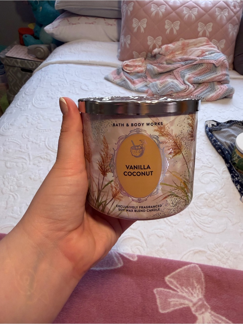 Bath & Body Works Vanilla Coconut 3-Wick Candle - Cream, Gold